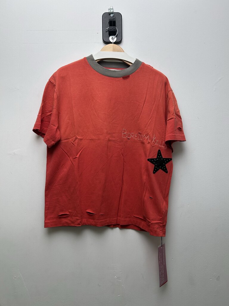 New Boredom Kills Stardom Red Tee Sz M