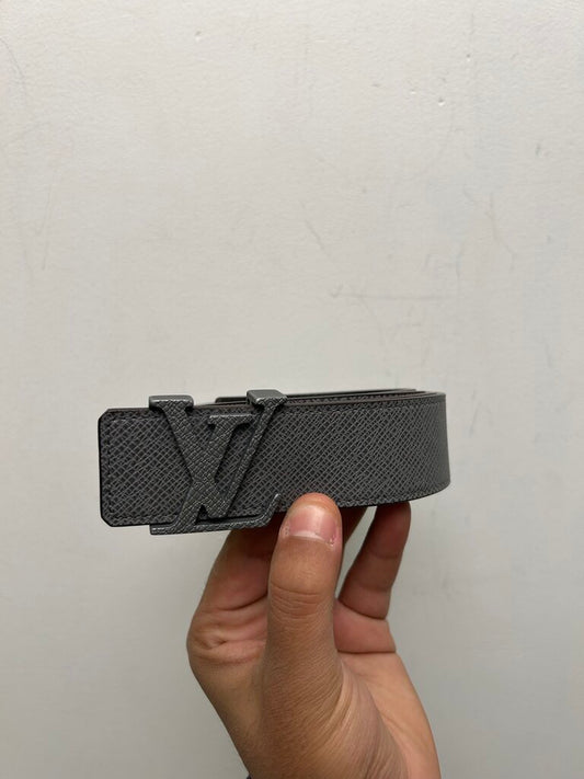 Preowned Louis Vuitton Grey On Grey Belt Sz.38