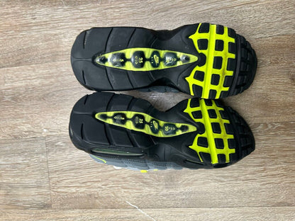 Preowned Nike Air Max 95 Neon Sz.10