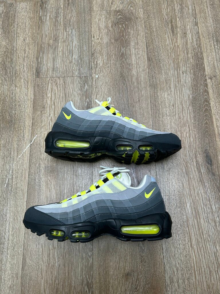 Preowned Nike Air Max 95 Neon Sz.10