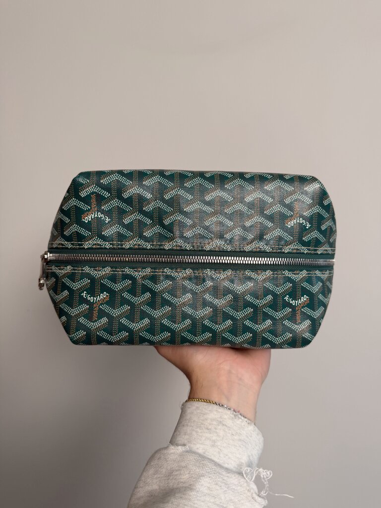 Pre-Owned Goyard Green Toiletry Bag