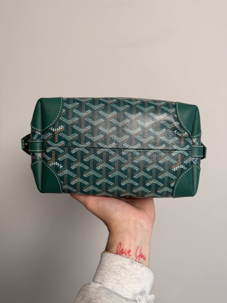 Pre-Owned Goyard Green Toiletry Bag