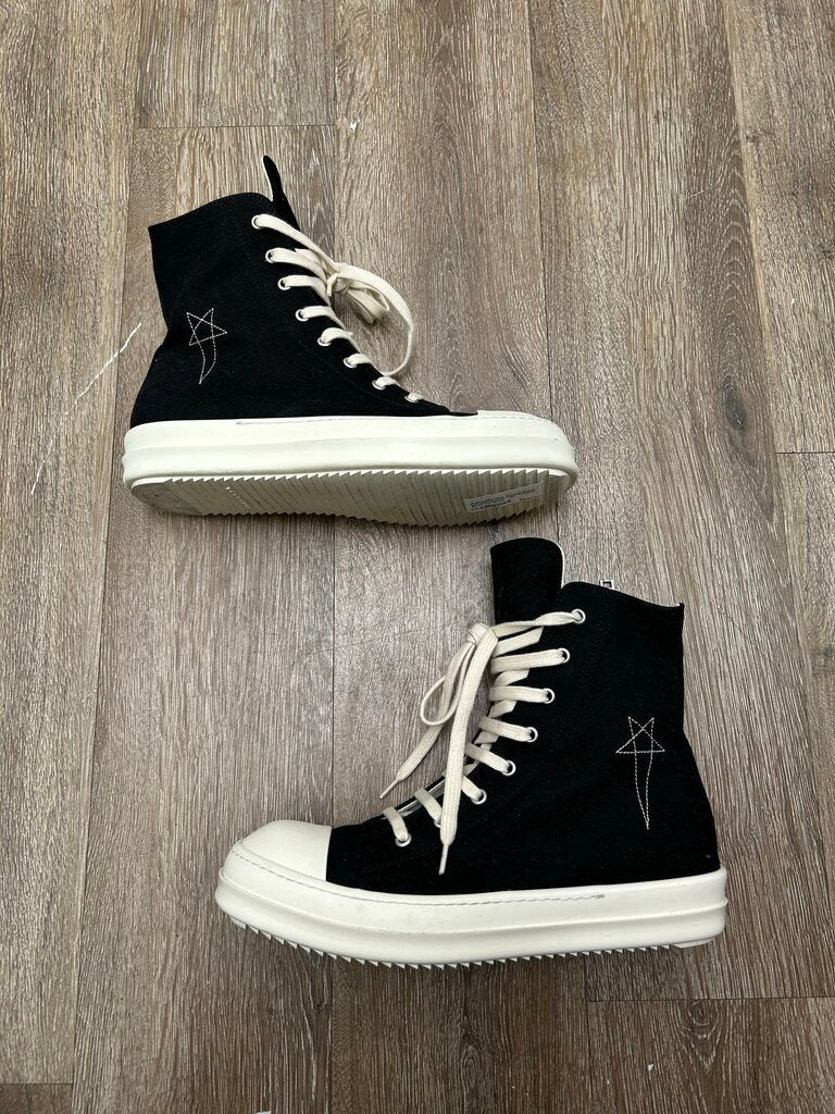 Preowned Rick Owens Black Milk DRKSHWD High Ramone Sz.41 (No Box)