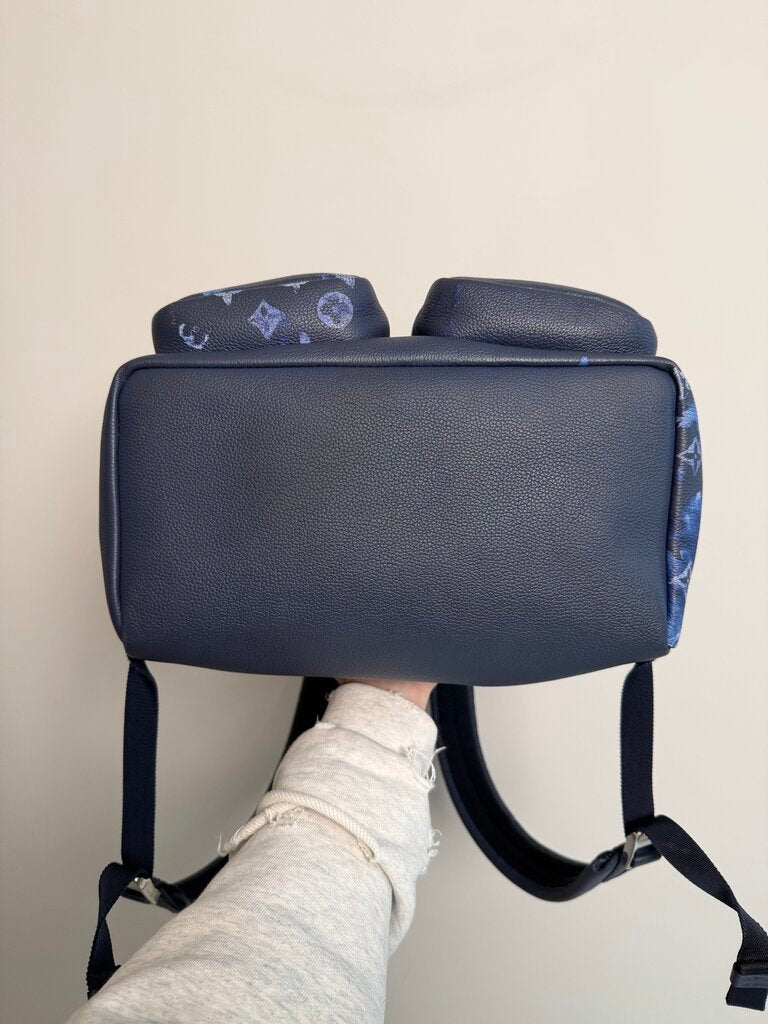 Louis Vuitton Multi Pocket Discovery Watercolor Navy Blue