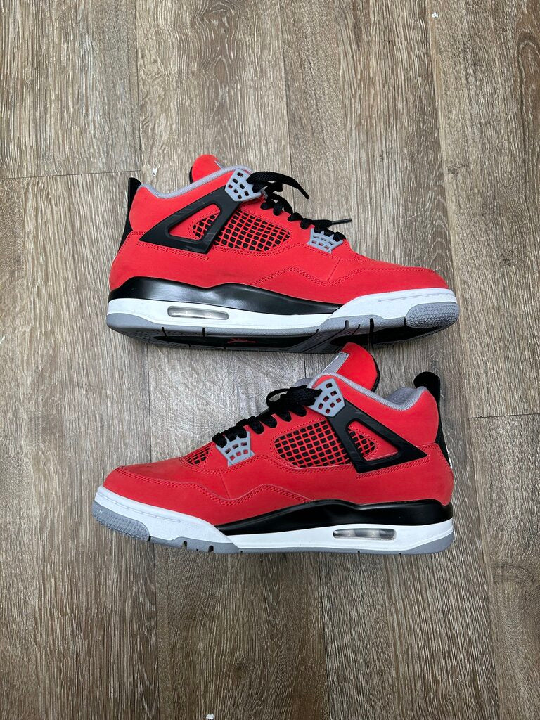 Preowned Jordan 4 Toro Size 10
