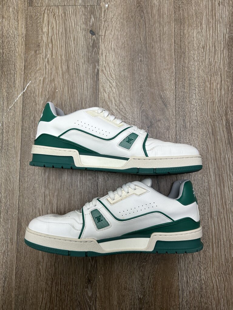 Preowned Louis Vuitton Virgil Green White OG Trainer Sz.7.5/9.5M