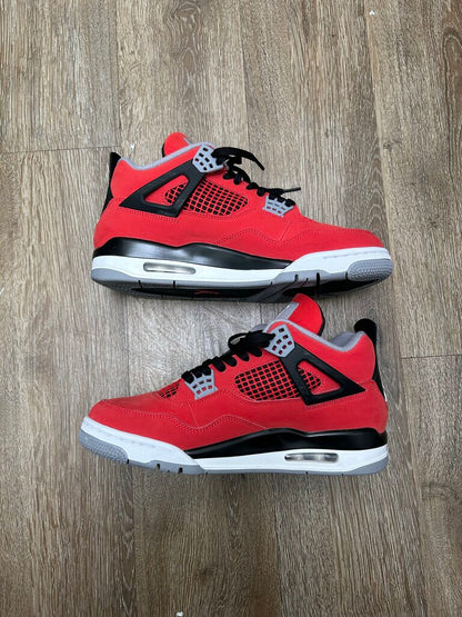Preowned Jordan 4 Toro Sz.9