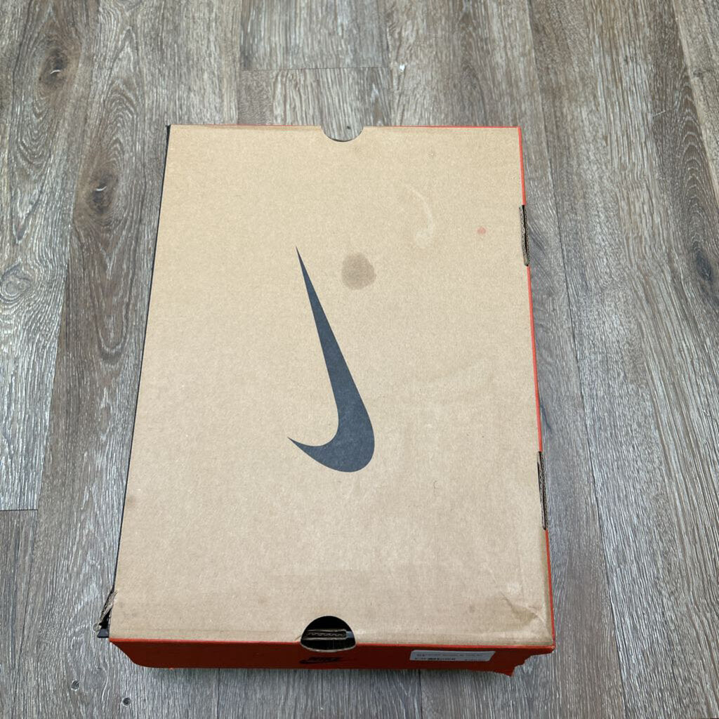 Preowned Jordan 12 Taxi Sz 10.5