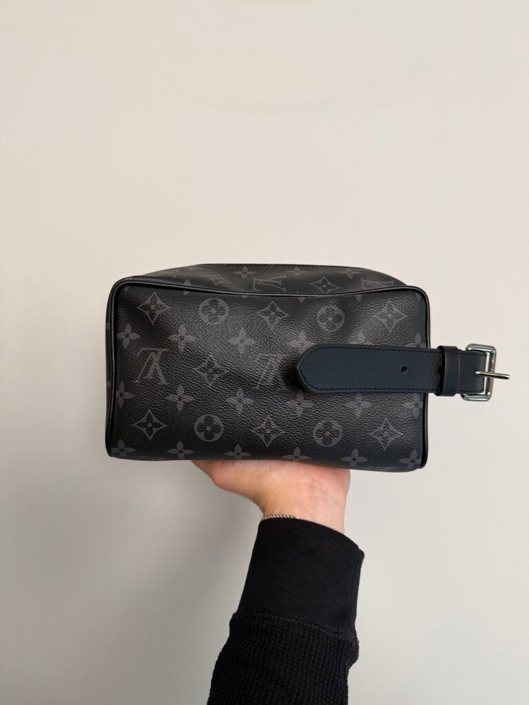Preowned Louis Vuitton Black Monogram Toiletry Bag