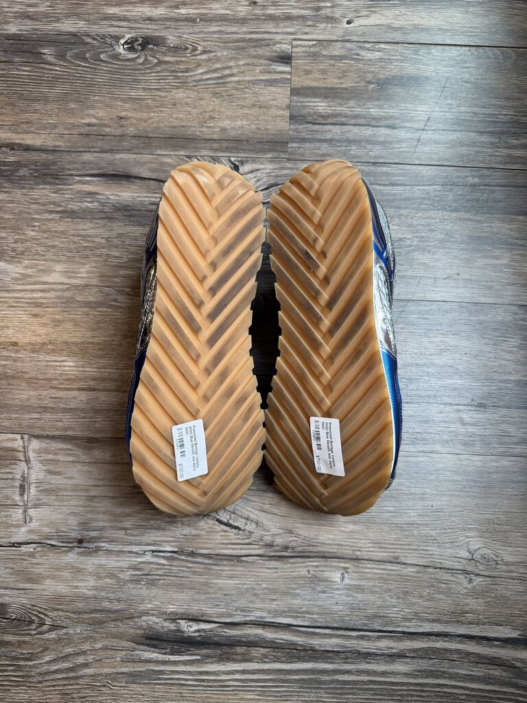 Preowned Bottega Vanetta Orbit Blue Metallic size 44(no box)