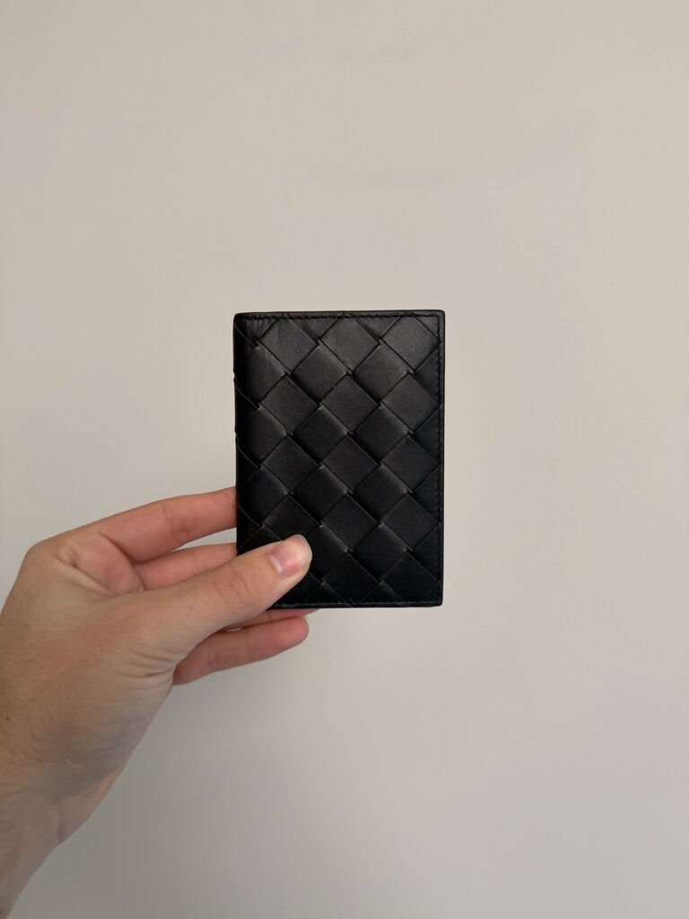 Preowned Bottega Vanetta Black Green Bi Fold Wallet