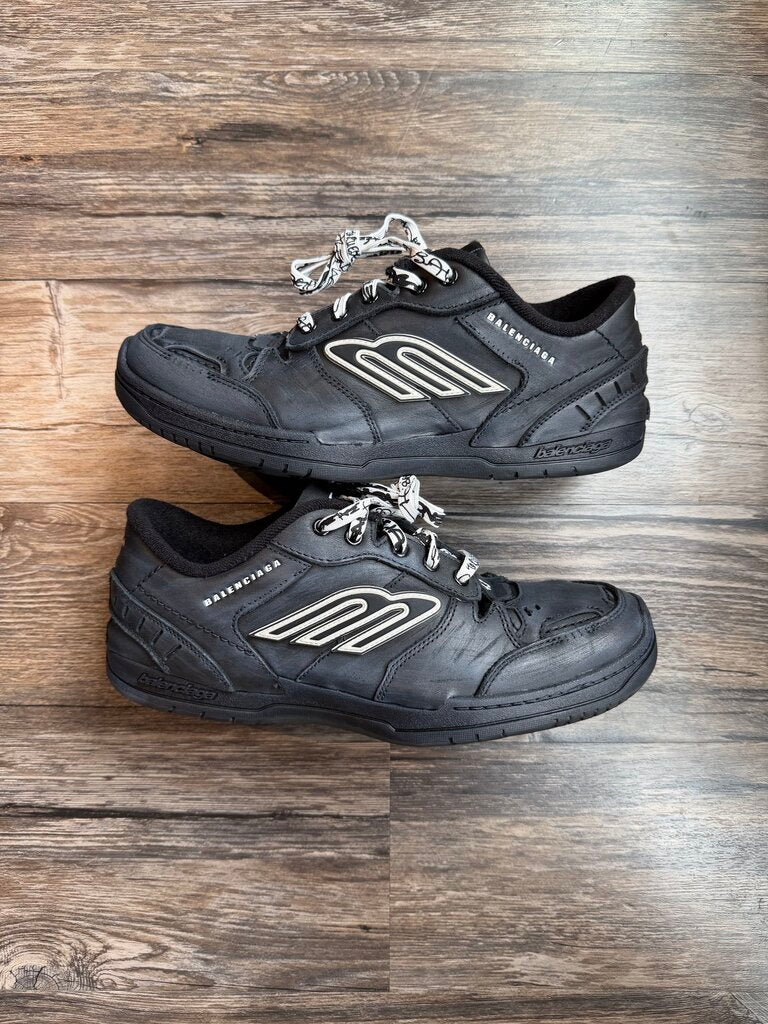 New Balenciaga Hamptons Black White Sneaker size 43(fit 10-11)