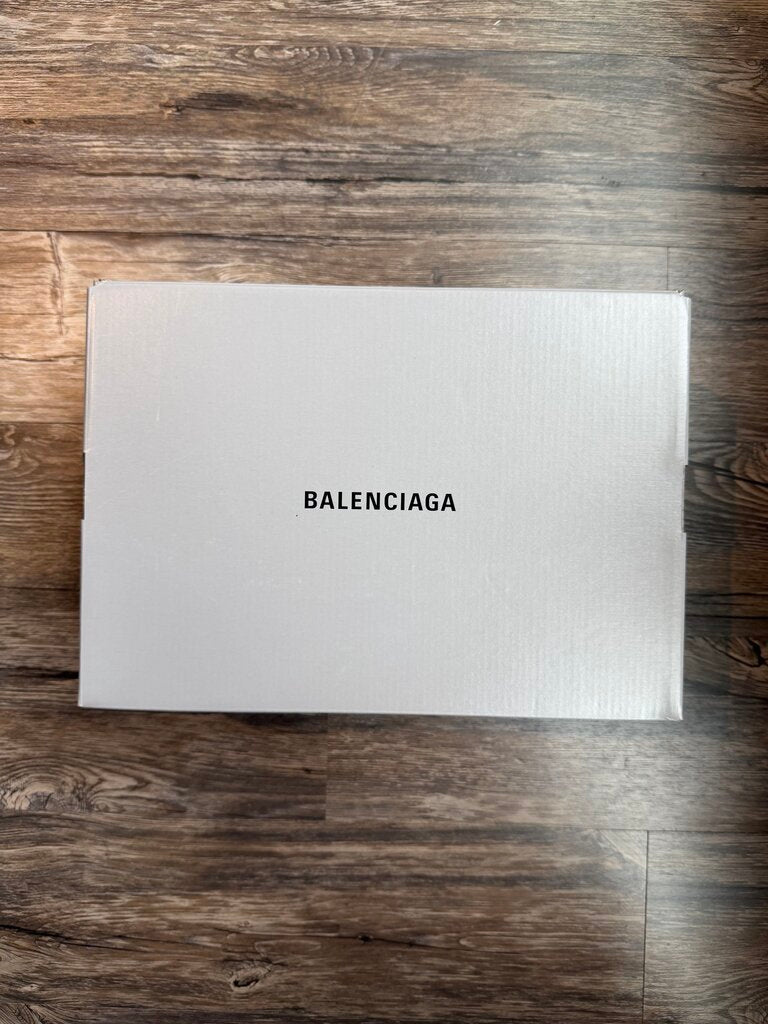 New Balenciaga Hamptons Black White Sneaker size 43(fit 10-11)