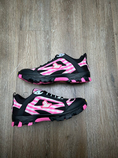 New EE Sicko Hiking Sneaker Black Pink Sz.9