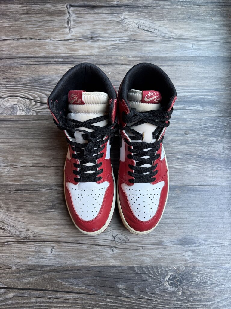 Pre-Owned 1994 Jordan 1 Chicago Sz. 9