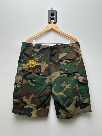 New Gv Gallery Camo Yellow Spellout Shorts Sz.Large