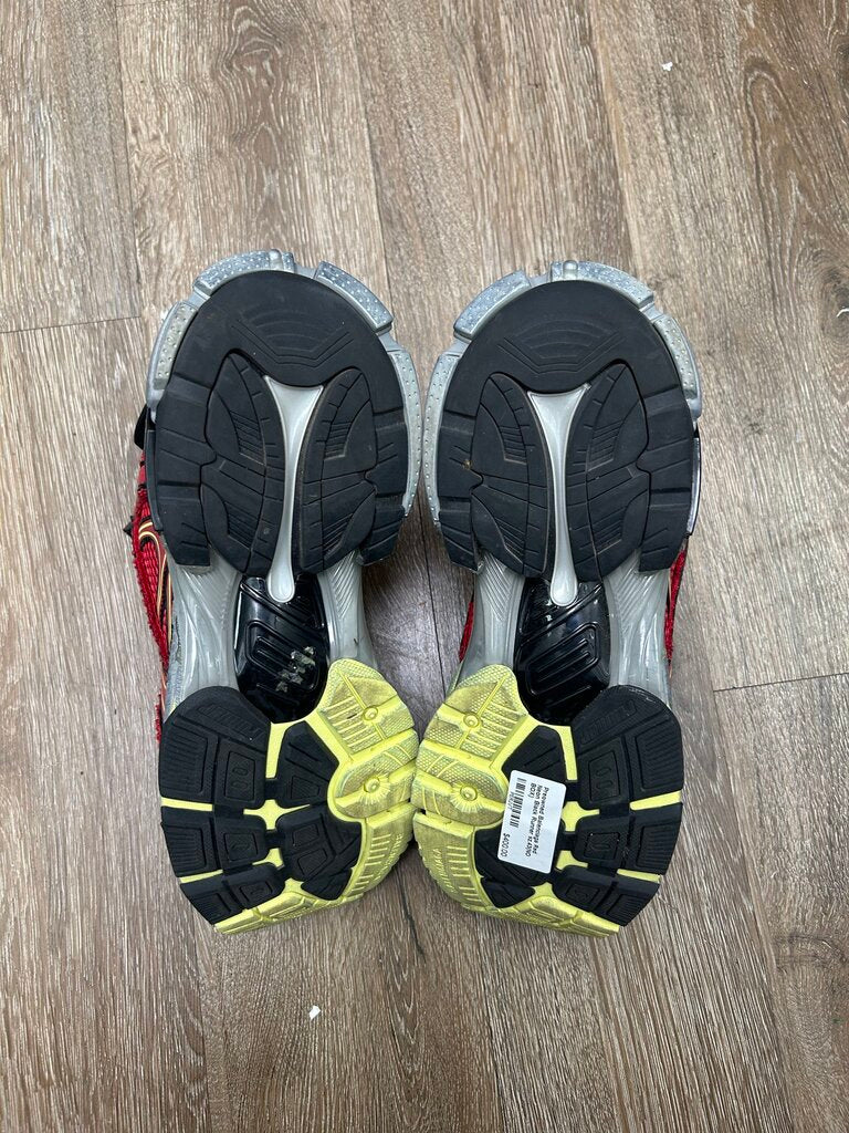 Preowned Balenciaga Red Neon Black Runner sz.43(NO BOX)