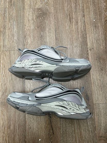 Preowned Balenciaga Triple S .2 Grey White sz.42