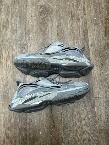 Preowned Balenciaga Triple S .2 Grey White sz.42
