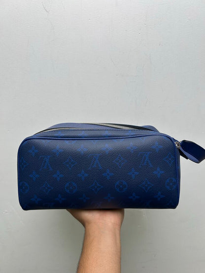 Preowned Louis Vuitton Dopp Kit Blue Monogram Toiletry Bag