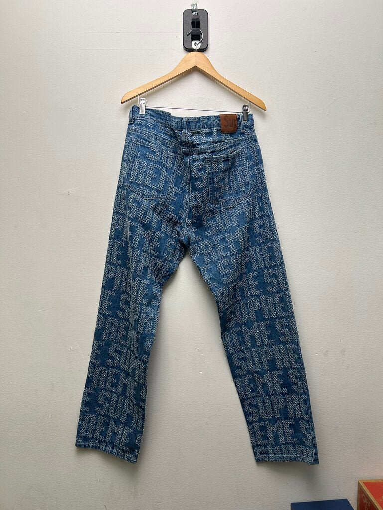Preowned Supreme AOP Distressed Blue Denim sz.36 sz.36