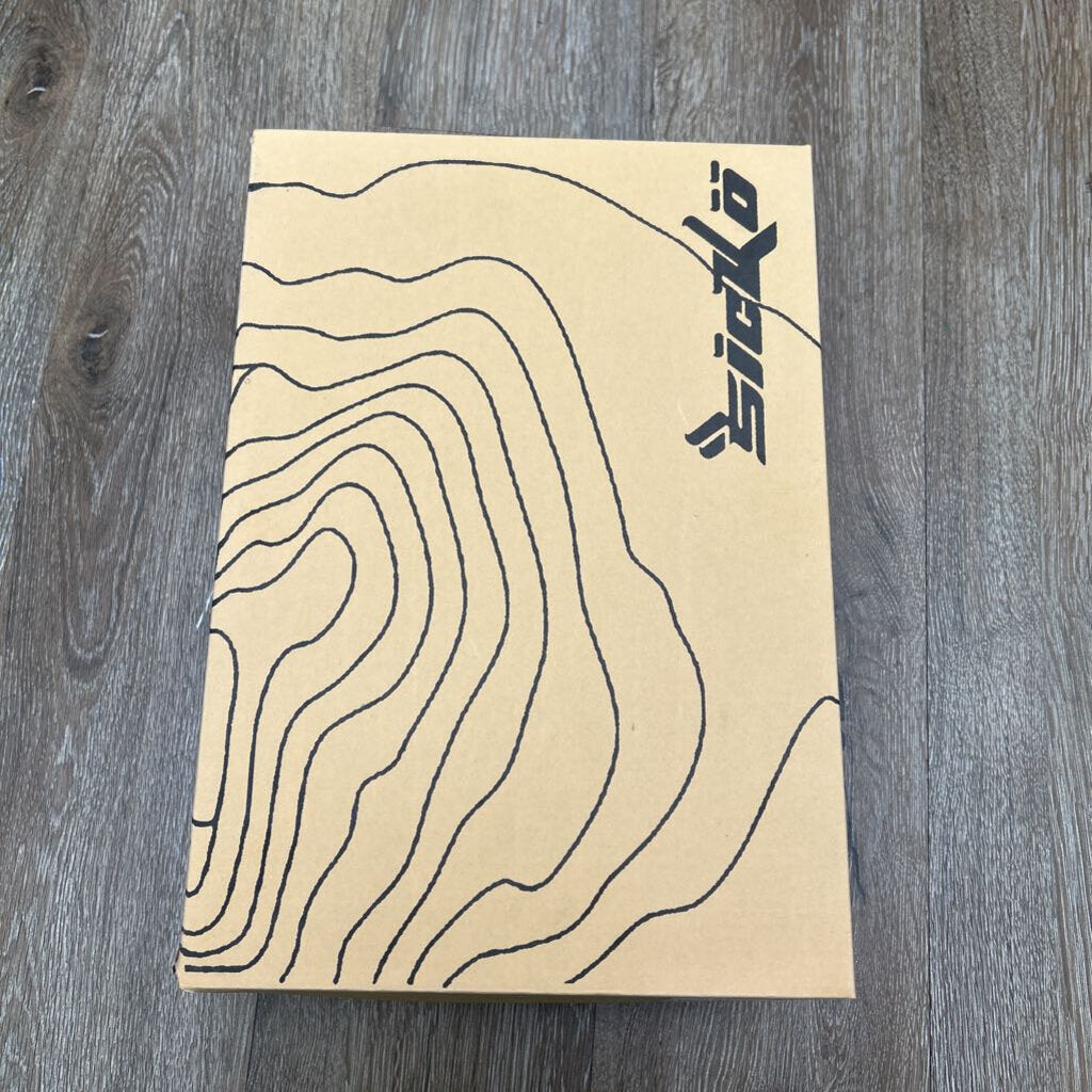 New EE Sicko Hiking White Green Sz.10