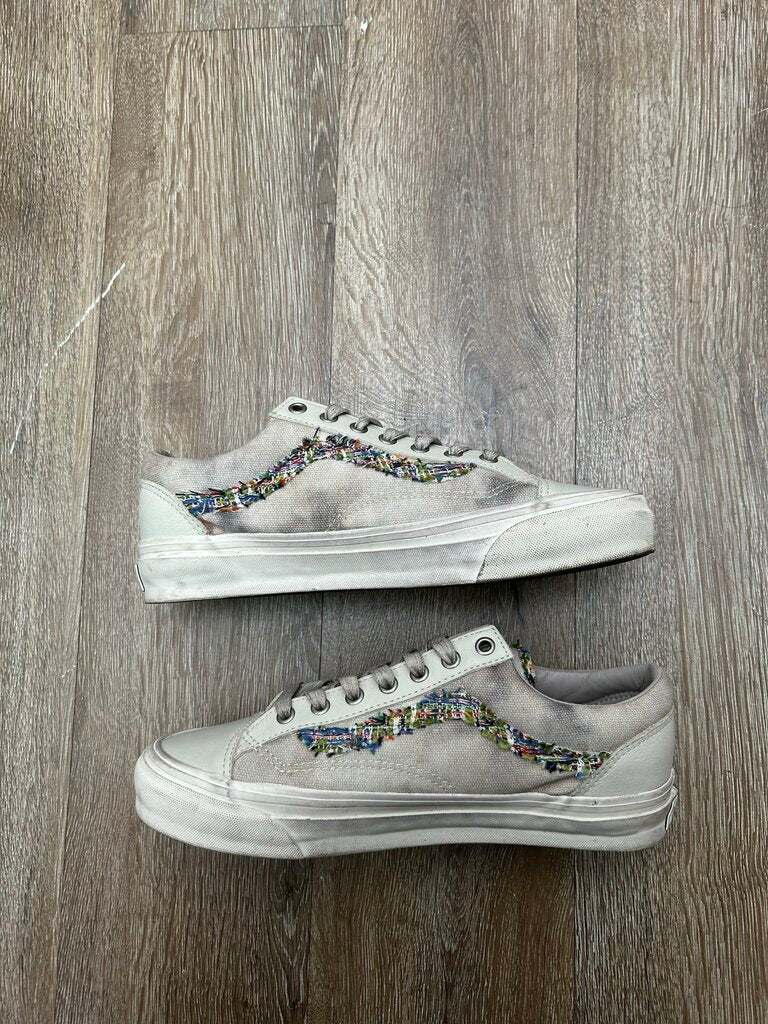 Preowned Vans Souvenir White Sz.8.5