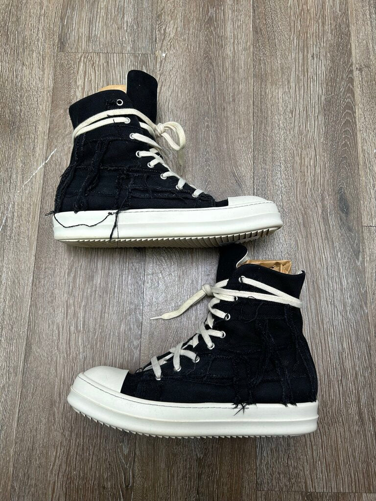 Preowned Rick Owens Black Distressed Canvas High Sz.42.5