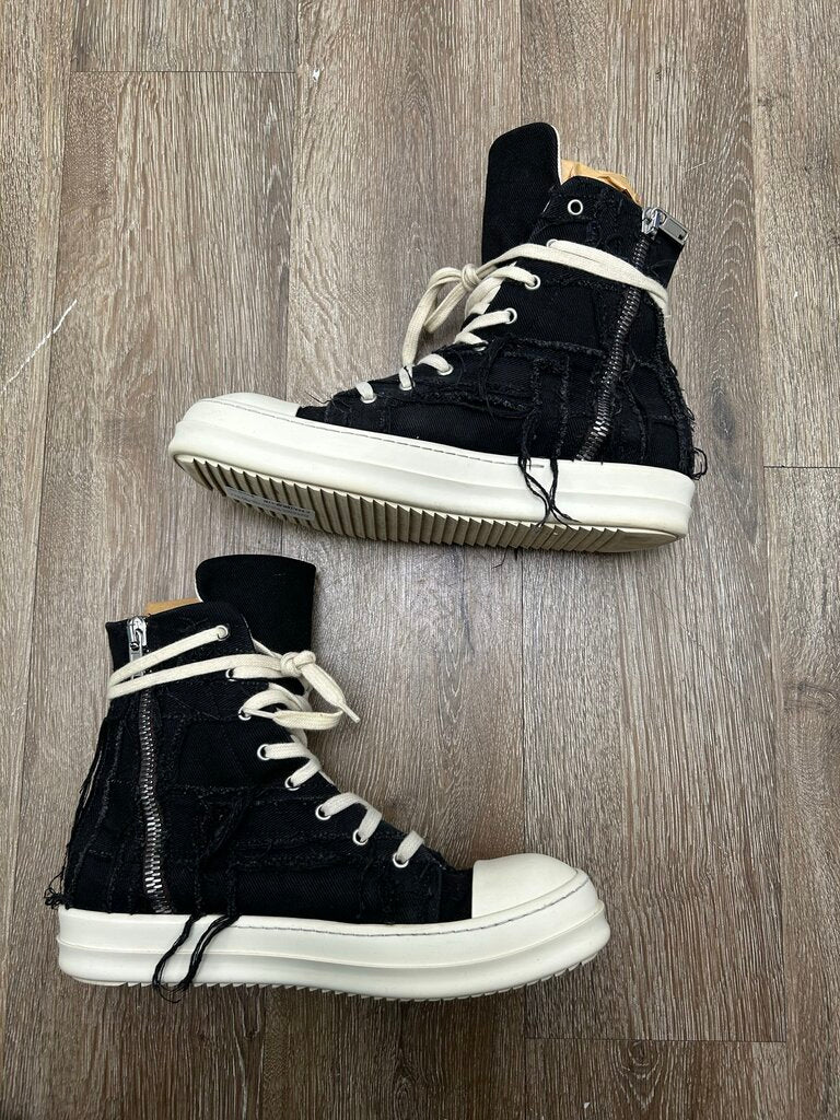 Preowned Rick Owens Black Distressed Canvas High Sz.42.5