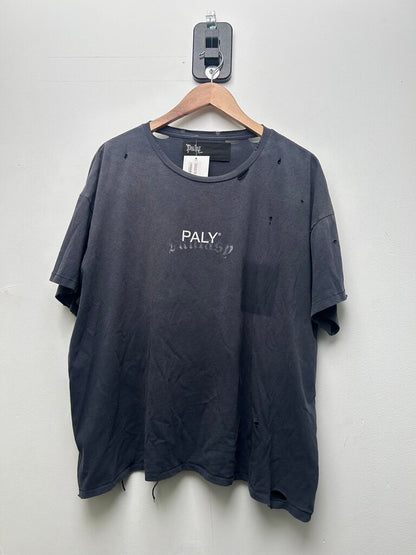 Preowned Paly Fantasy Black Distressed Tee sz.L