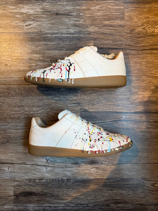 Preowned Margiela Gat White Paint Splatter Size 41.5