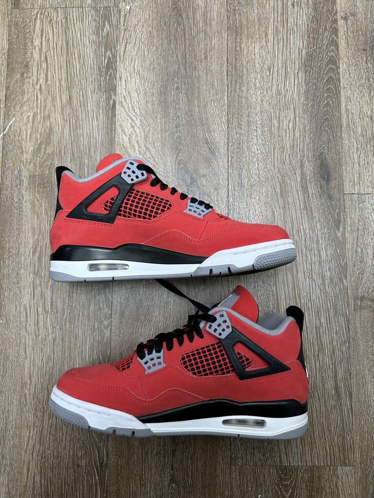 Preowned Jordan 4 Toro Sz.8.5