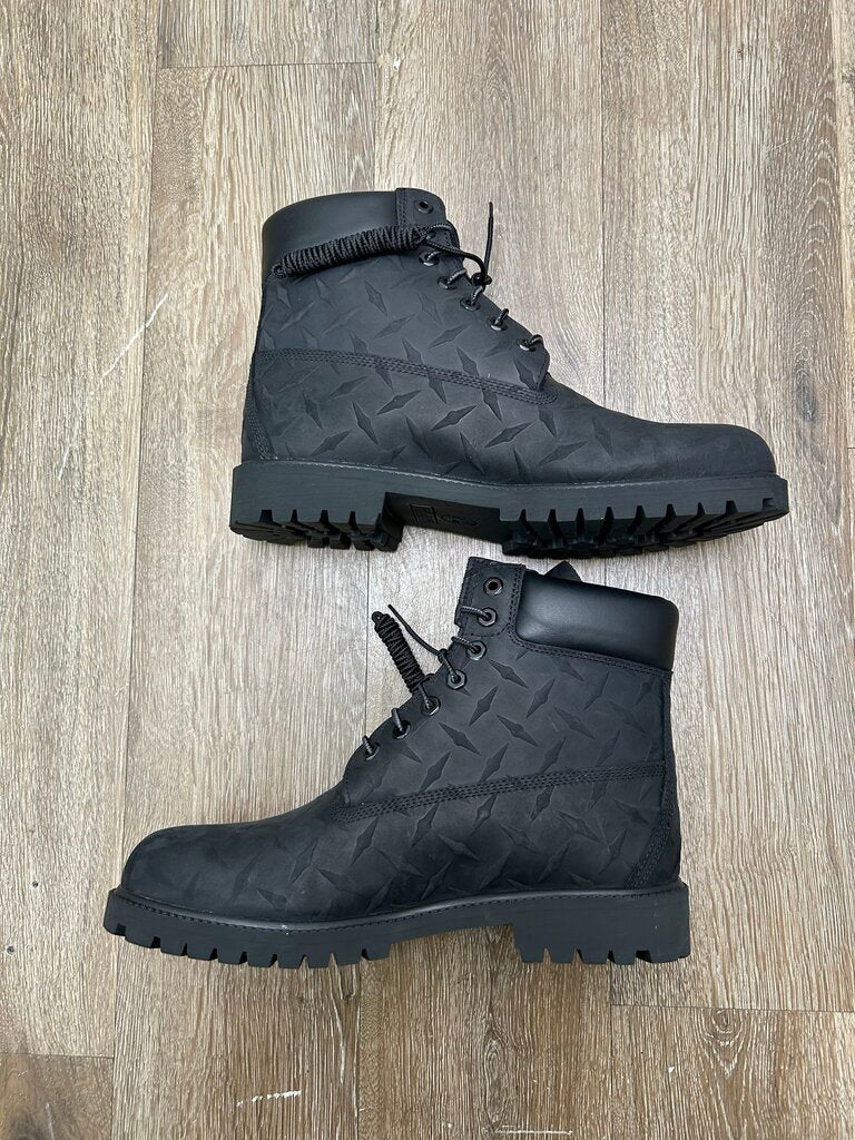 New Supreme Timb Black Diamond Plate Sz.11