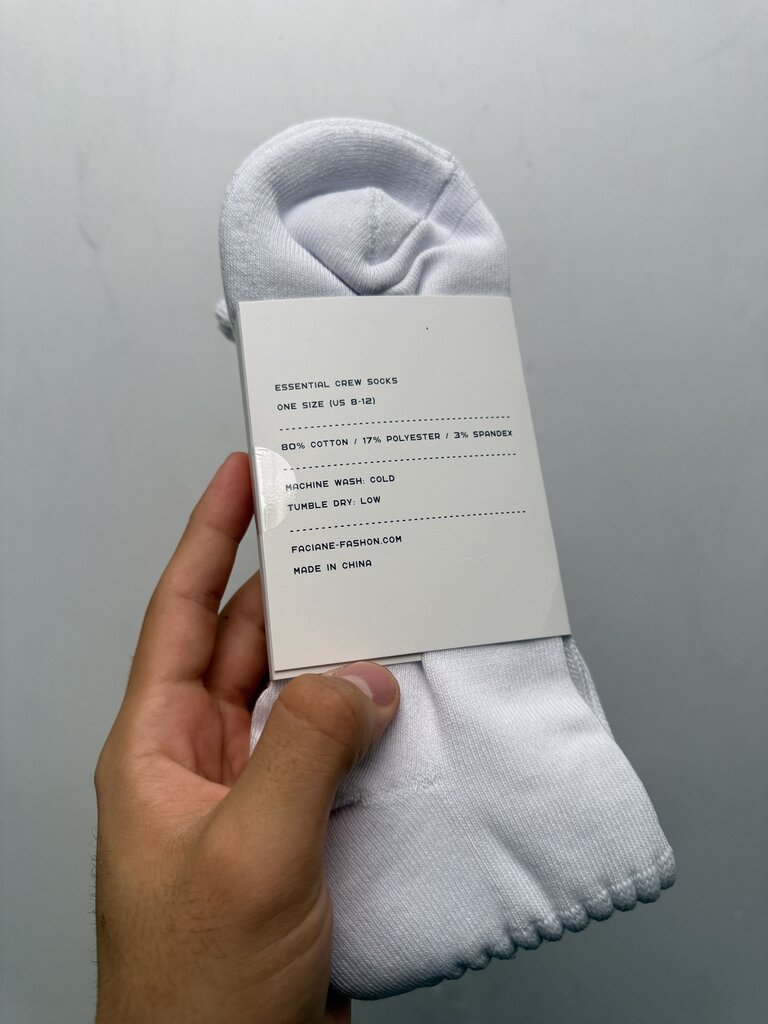 New Faciane White Scrunch Socks