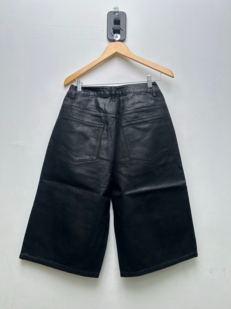 New Faciane Onyx Black 3/4 Wax Denim Shorts sz.36