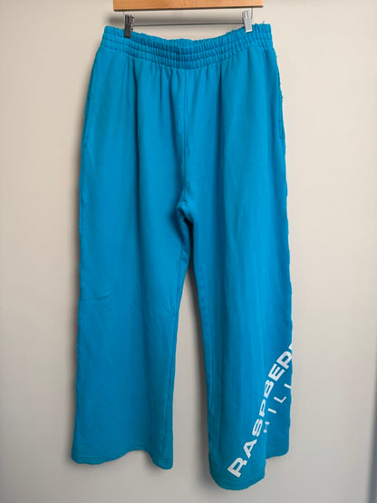 Preowned GV Gallery Agua Sweatpants Size M