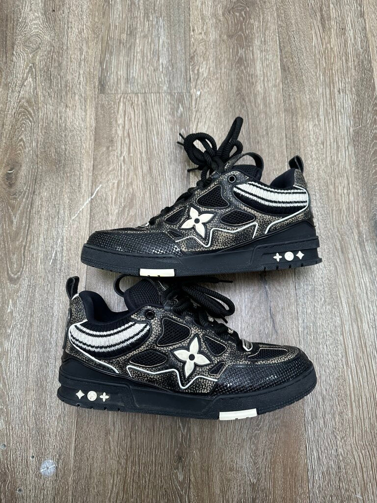 Preowned Louis Vuitton Black & Brown Distressed Skates sz 10.5LV(12M)