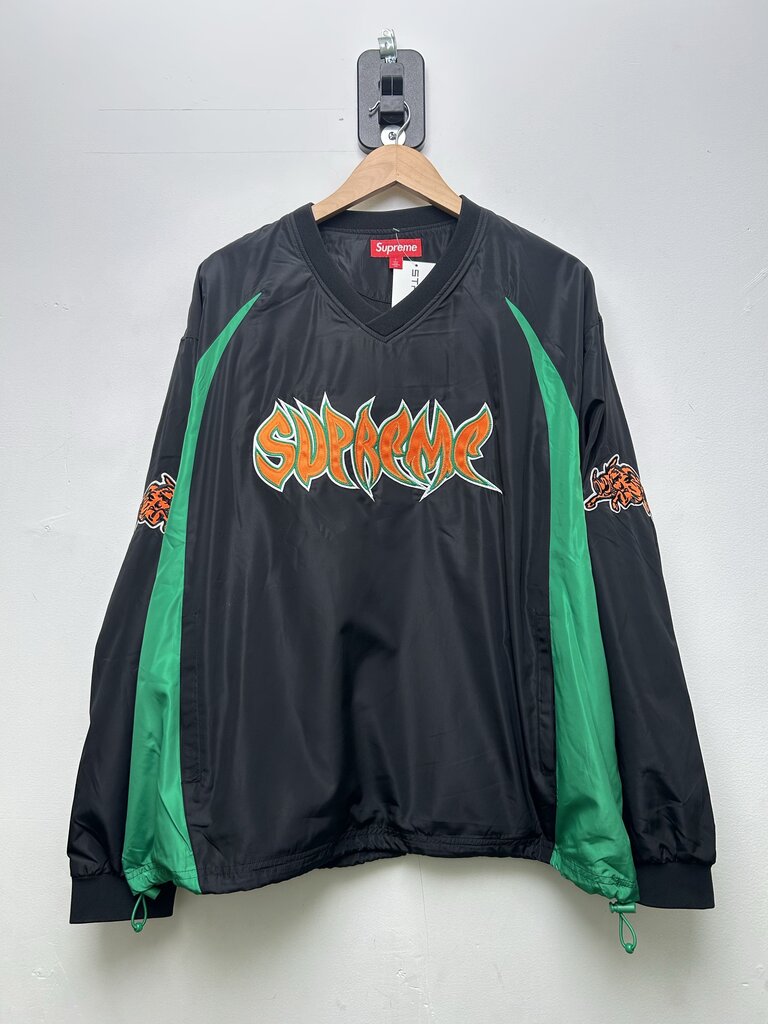 New Supreme Black Orange Green Logo Pullover Sz.Large