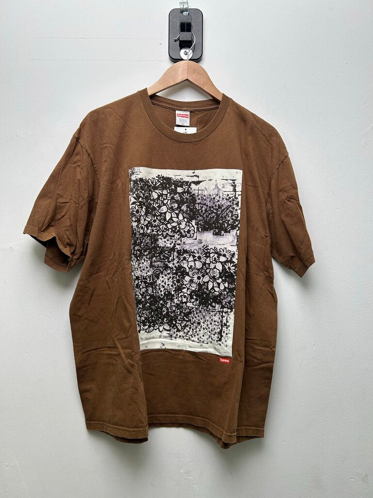 Preowned Supreme Brown Flowers Picture Tee Sz.XL