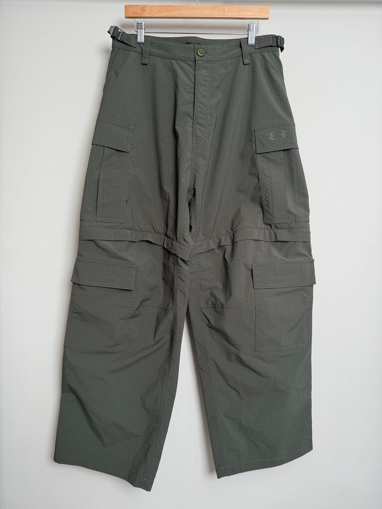 New Balenciaga Olive Ripstop Cargo Pants Sz. M (Fit Sz. 34)