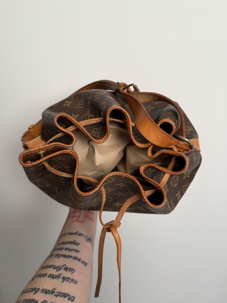 Preowned Louis Vuitton Vintage Monogram Large Bucket Bag