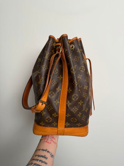 Preowned Louis Vuitton Vintage Monogram Large Bucket Bag