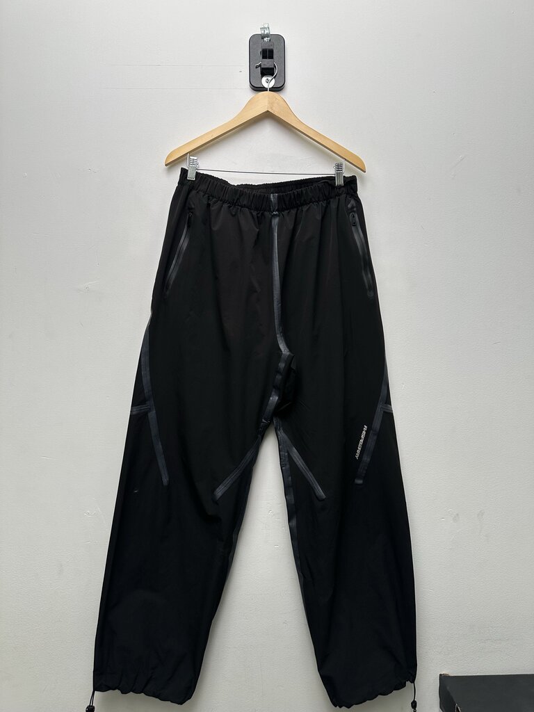 Preowned GV Gallery Black Windbreaker Pants sz.L