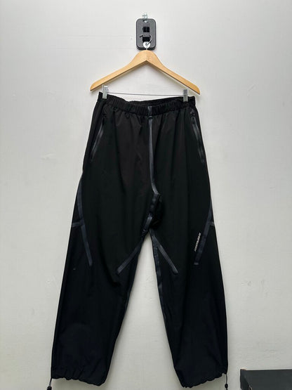 Preowned GV Gallery Black Windbreaker Pants sz.L