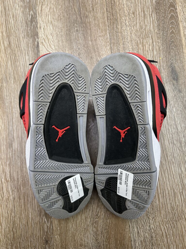 Preowned Jordan 4 Red Toro sz.8.5 (NO BOX)