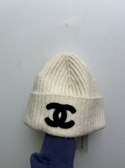 Preowned Chanel White Cream Black CC Logo Beanie