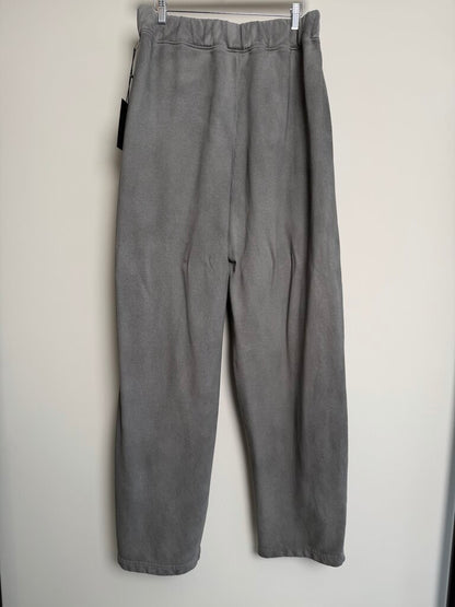 New GV Gallery Malik Wright Sweatpants Size M