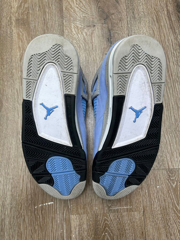 Preowned Jordan Retro 4 University Blue Sz. 10