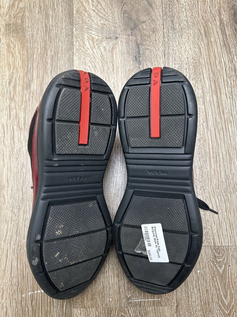 Preowned Prada Cups Burgundy Black Sz. 7.5(9-9.5)