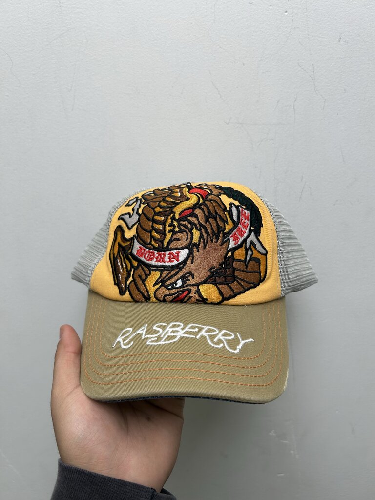 New Gv Gallery Eagle Raspberry Hat